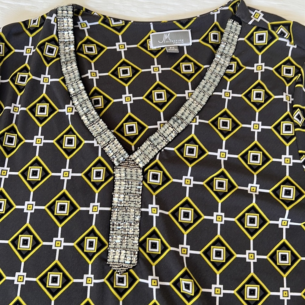 JM Collection Beaded Top - Picture 3 of 3